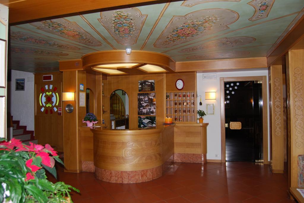 Albergo Villa Cristina Folgaria Luaran gambar