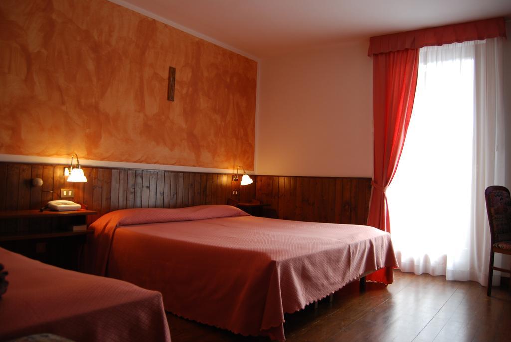 Albergo Villa Cristina Folgaria Bilik gambar